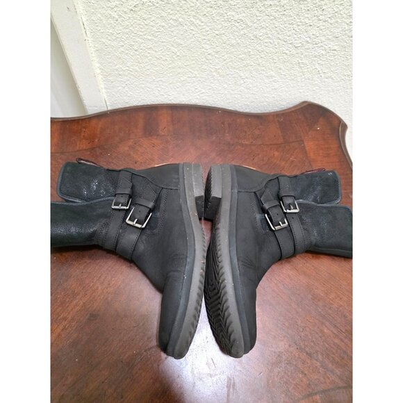 UGG Women's Black Leather & Suede Mid-Calf Boots Size 7 Side Zippers & Buckle Ac - Picture 8 of 13
